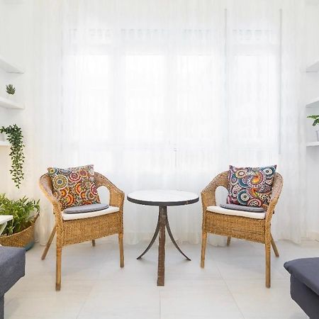 Suite Homes Santa Lucia Málaga Exteriör bild