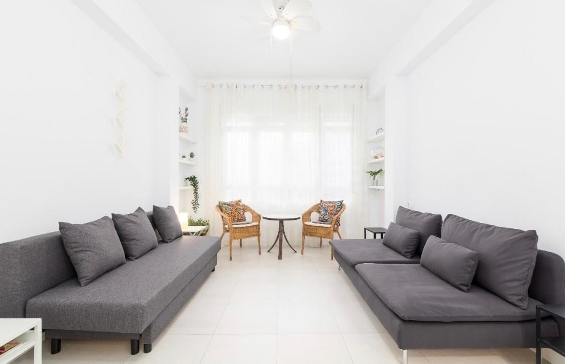 Suite Homes Santa Lucia Málaga Exteriör bild